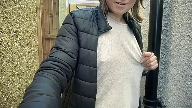 eatmypie69 - Eatmypie69's free webcam - UK Sex Cams