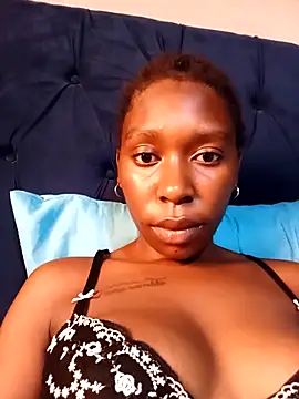 sexysmalldaily04 webcam