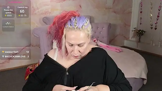 Penelope_Pinky webcam