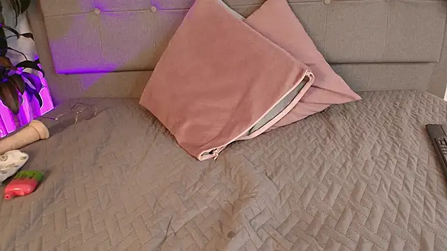 Cherry_Baddie webcam