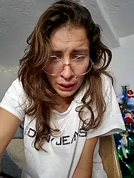 Webcam Model (aytanna_torrez)  is live.Free join now!