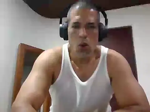 jackbigcock11 webcam