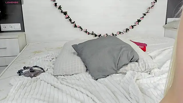 magnificent_angel webcam