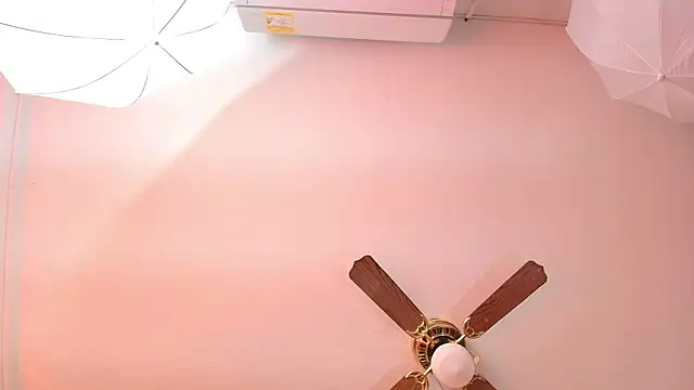 DannaDooll99 webcam