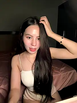 Webcam Model (-katinat-)  is live.Free join now!