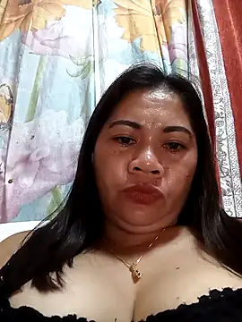 Webcam Model (SweetChubbyMommy_02)  is live.Free join now!