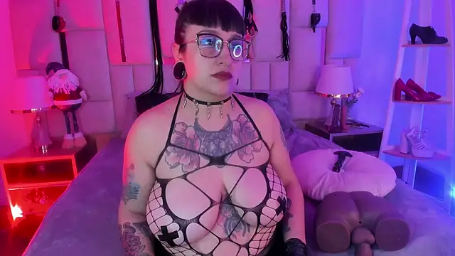 Violett_Sinclair webcam