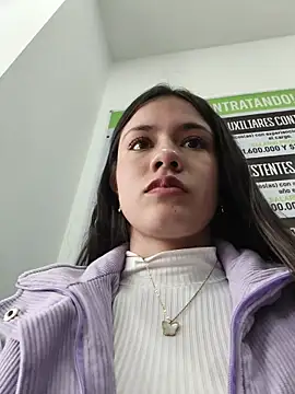 CHARLOTTE__05 webcam