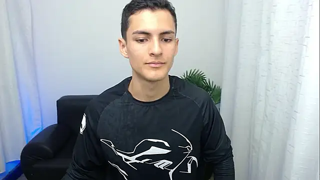 matiius18 - Matiius18's free webcam - UK Sex Cams