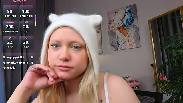 Millie_Vanillies webcam