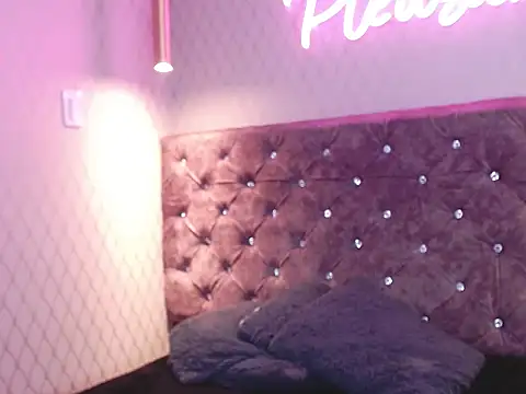 cataleyadamourx - CataleyaDamourx's free webcam - UK Sex Cams