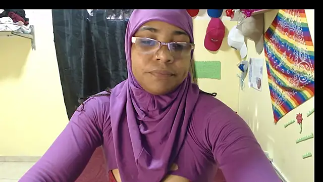 Aaliyah_brown webcam