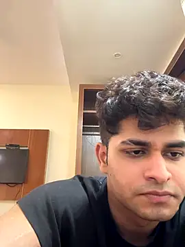 Vihaaanfucks – webcam model profile photo