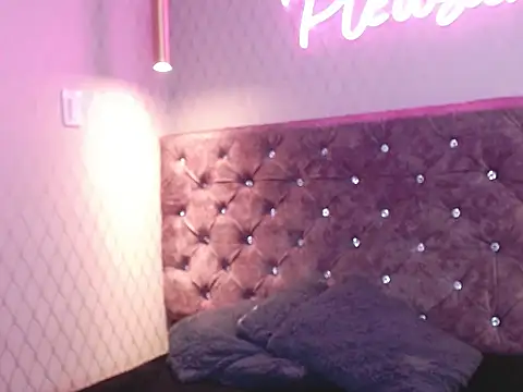 CataleyaDamourx webcam