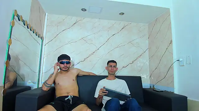 Golldens_Dreamss webcam