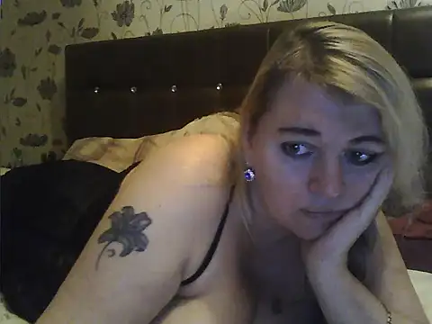 SmileCamille webcam stripchat model stream image