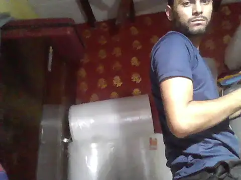 Stubborndesiboy webcam