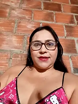 Dirty-Momm-Divorced-Hot webcam