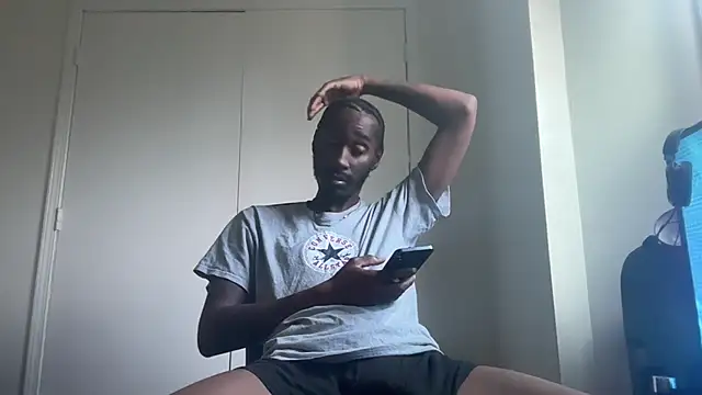 Cyberkennywrld webcam