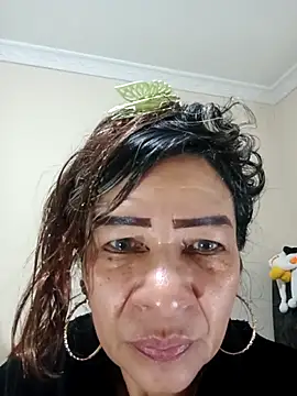 Webcam Model (LITLESTAR)  is live.Free join now!