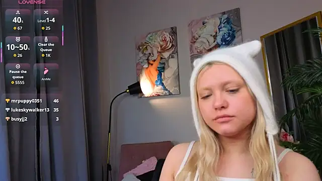 Millie_Vanillies webcam