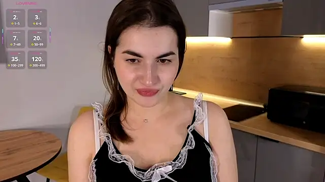 Evelyn_Elliott webcam