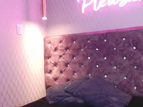 CataleyaDamourx webcam