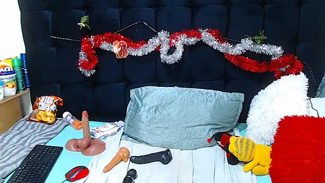 TaurusClitCake webcam