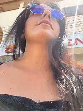 Webcam Model (SaraMistick)  is live.Free join now!