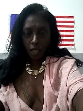 mamakarma1403 webcam