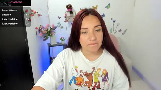 nicoll_crazzy webcam