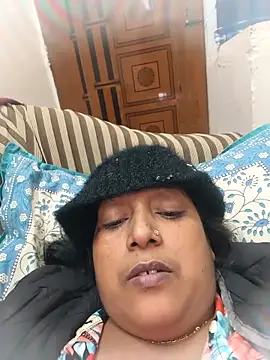 Webcam Model (Hot-Sana2)  is live.Free join now!