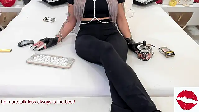 hotgirlsmoking_69xxx