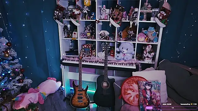 MadnessAlison webcam