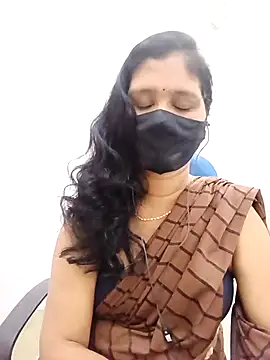 Lucky-Deepthi webcam