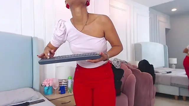 ChantalGarner webcam