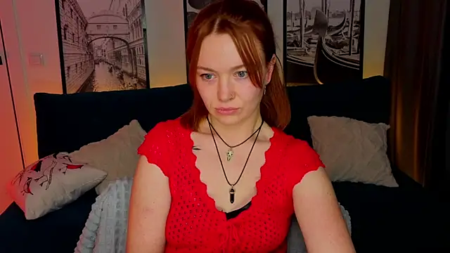 PaigeHalliwell_ webcam