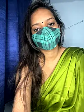 Webcam Model (Cute_Marina)  is live.Free join now!