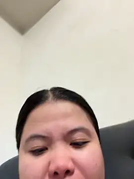 Charming_Chaos webcam