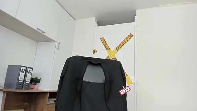 clumsiness_office69 webcam