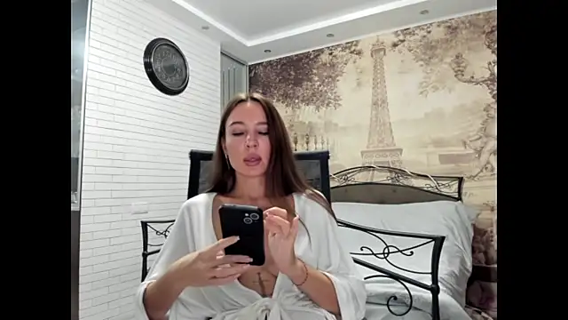 One_of_the_girls webcam