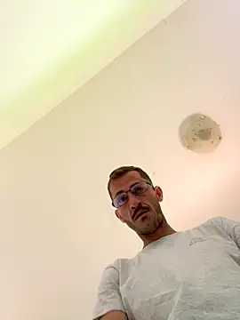 Lucasjandre Live Webcam on {site_name}