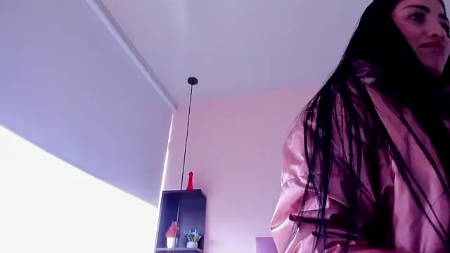 violet_myerrs webcam