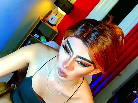 HOLLYWOOD_QUEEN_88 webcam