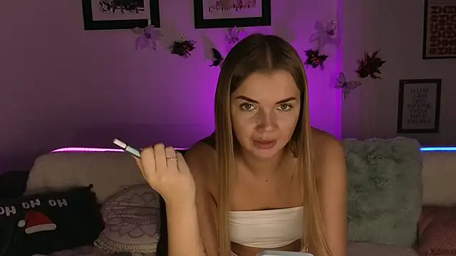 CarrieBradshaww webcam