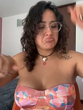 Silvana_Ruiz87 webcam