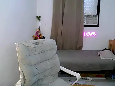 iDareUtoLoveMe webcam