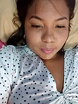 Webcam Model (little_onixx)  is live.Free join now!