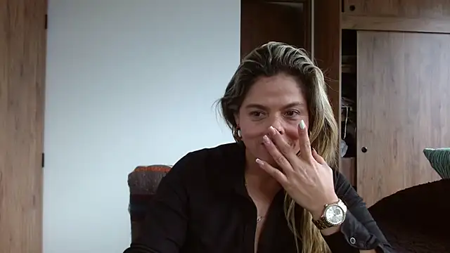 linda-mature43 webcam