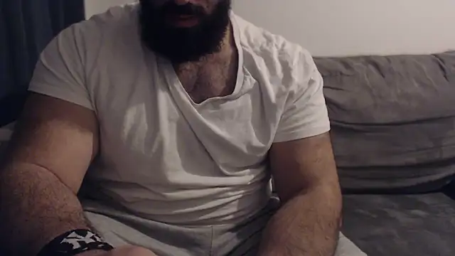 hugemachohandsome webcam